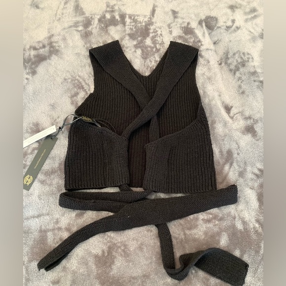 House of Harlow Boho Knit Wrap Top- Black - - Picture 2 of 4